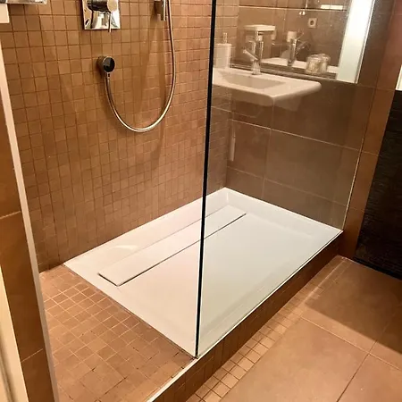 River View Modern Mezzanine Studio شقة *