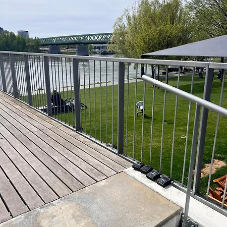 River Front Mezonet Eurovea * Bratislava