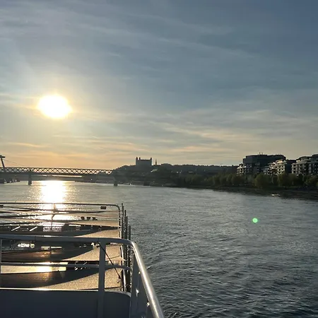 River Front Mezonet Eurovea * Bratislava