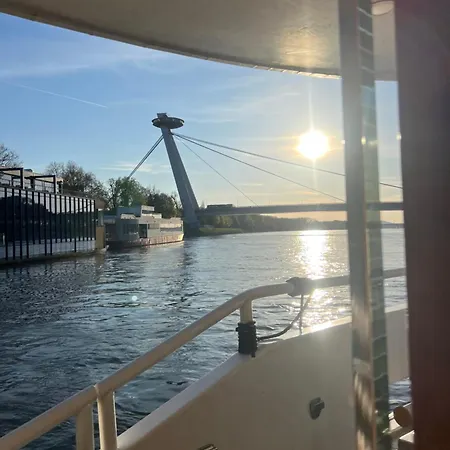 Apartment River Front Mezonet Eurovea *
