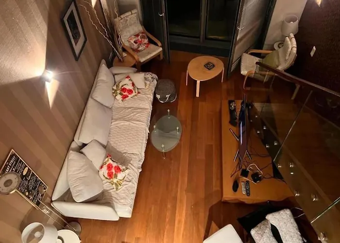 River View Modern Mezzanine Apartament