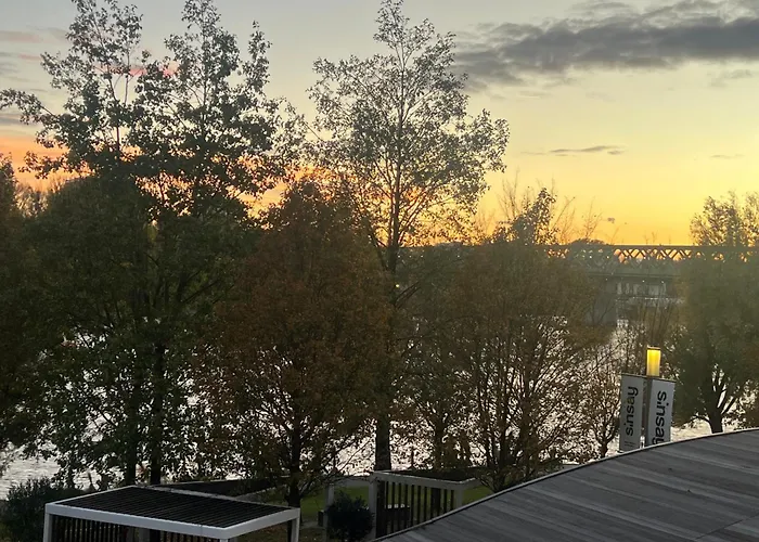 River View Modern Mezzanine