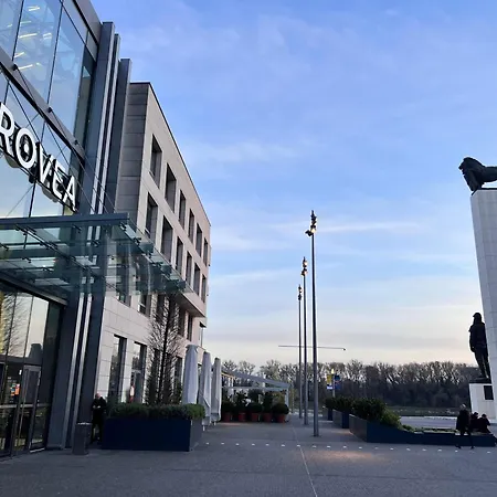 River View Modern Mezzanine Daire