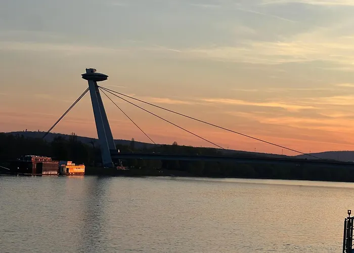 River View Modern Mezzanine Daire Bratislava